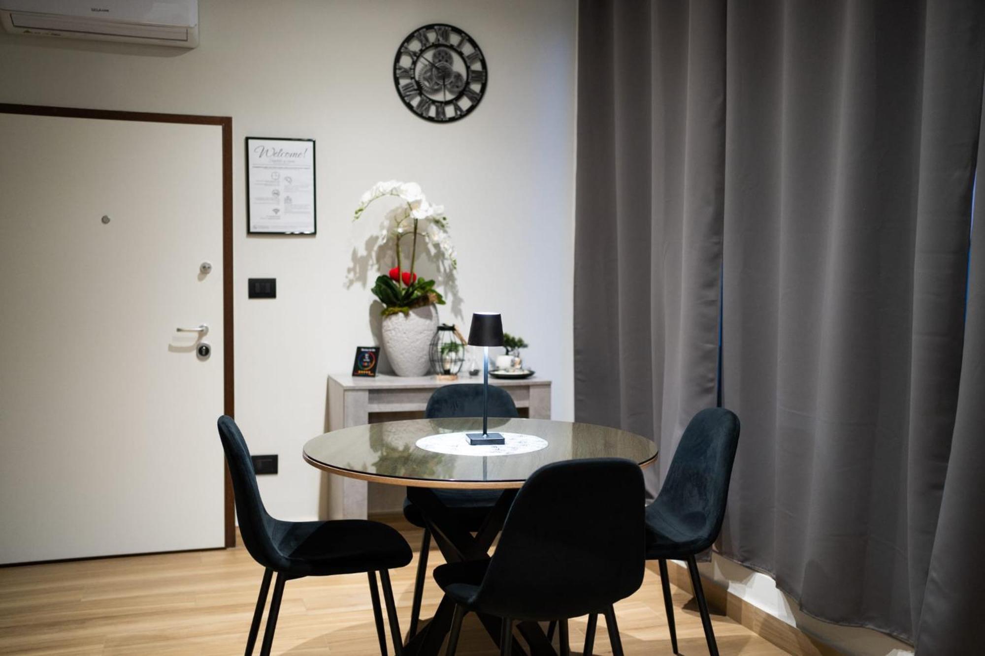 Casa Con Veranda E Idromassaggio Barletta Exterior foto
